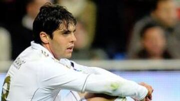 El PSG descarta los fichajes de Kaká y Carlos Tévez