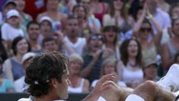 Roger Federer vence al serbio Ilija Bozoljac