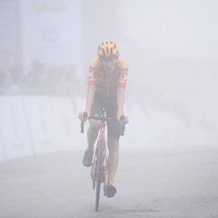 Torstein Traeen vuelve a brillar en el pelotón tras ganar al cáncer