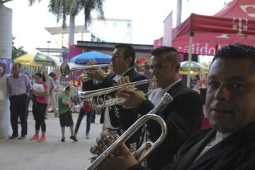 El grupo mariachi en las horas previas del Miami FC vs. Carolina RailHawks FC.