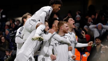 Liverpool scored late before Fulham scored later to rescue a point at Craven Cottage.