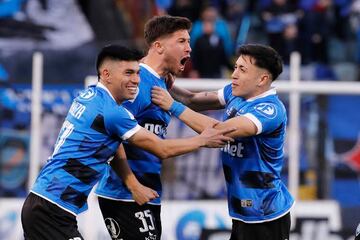 Felipe Loyola celebra un gol frente a O'Higgins. El buen segundo semestre que cuajó en el 2023 le permitió brillar con Huachipato, ser convocado a la Roja por primera vez, ganar el Campeonato Nacional y llamar la atención de equipos como Colo Colo y Gremio de Porto Alegre.