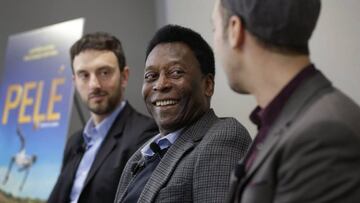 Pele claims he "was on the brink of signing for Real Madrid"