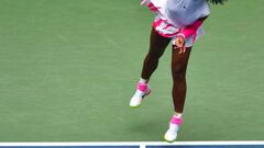 Serena advances and overtakes Navratilova’s record