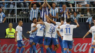El Málaga celebra uno de los goles en un partido.