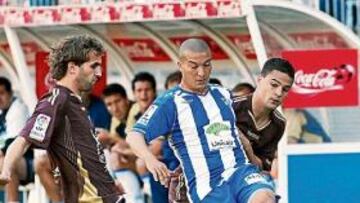 <b>SUENAN. </b>Tanto Baha como Weligton han sido ofrecidos a la secretaría técnica del Real Murcia pero Clemente apunta más alto.