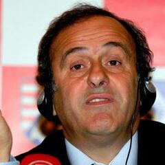 Platini se opone a la tecnología en la línea de gol: "Sería como jugar a la PlayStation"