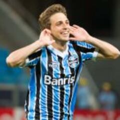 La U busca a uruguayo Maxi Rodríguez para cerrar fichajes