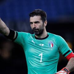 L'Equipe: Buffon se convertirá esta semana en portero del PSG