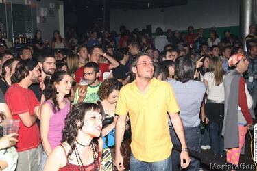 Un duelo a Sweet Child of Mine decide al campeón de Guitar Hero