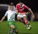 El Benfica vence al Moreirense (0-2) y refuerza el liderato
