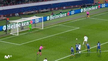 Larga vida a los micrófonos que nos permiten oír cosas así: el grito de un jugador del Atleti...