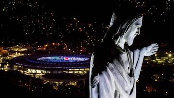 RIO DE JANEIRO, BRAZIL - JULY 31: The Christ the Redeemer statue and Maracana Stadium are seen on July 31, 2016 in Rio de Janeiro, Brazil. Rio 2016 will be the first Olympic Games in South America. The event will take place between August 5-21. (Photo by Buda Mendes/Getty Images) cristo redentor cristo de corcovado