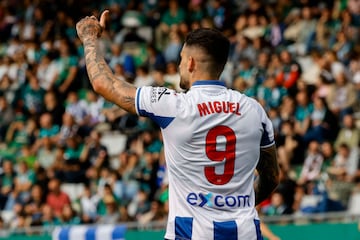 Miguel celebra el gol que le marcó al Racing de Ferrol el pasado domingo. 