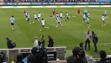 Francia impone pero no llena el Calderón