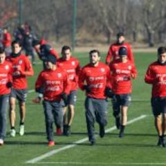 Meneses y Cornejo quedan fuera de la nómina de Sampaoli