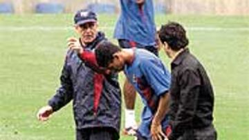 Michael Reiziger, lesionado ayer.