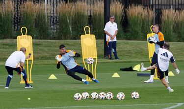 Thibaut Courtois durante la sesión de entrenamiento.
