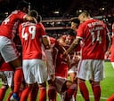 El Benfica gana por la mínima y sigue la estela del Famalicao