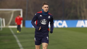 Barbero mejora y ya comenzó a correr y tocar balón.