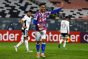 Altas, bajas y formación probable de Fortaleza: ¿juega Lucero ante Colo Colo?