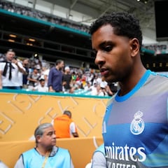Las tres razones por las que Rodrygo está más fuera que dentro del Real Madrid