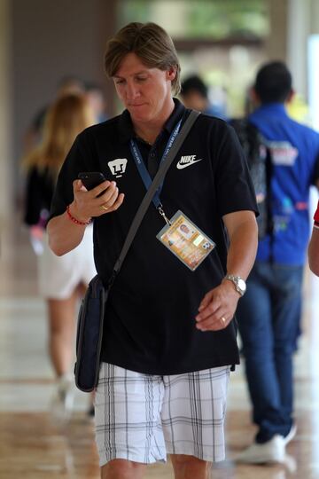 El gerente deportivo de Pumas, Leandro Augusto, durante el segundo día de actividades del la XXVIII Régimen de Transferencias de la LIGA BBVA Bancomer MX.