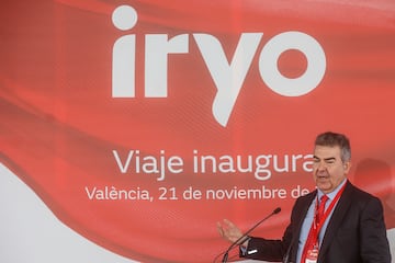Carlos Bertomeu en el discurso inaugural en la estación de Joaquín Sorolla (Valencia).