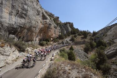 La tercera etapa de La Vuelta 2021 discurrió entre Santo Domingo de Silos y el Picón Blanco, un puerto de primera categoría que no fue el único elemento montañoso de la jornada. El Puerto del Manquillo y el Alto de Bocos, ambos de tercera, también formaron parte del paisaje en los 202 kilómetros que cubrieron los ciclistas.