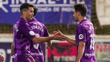 Meseguer y De la Hoz, en el partido de Copa del Rey entre Peña Deportiva y Real Valladolid.