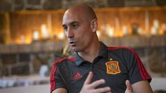 Luis Rubiales atendi&oacute; a este peri&oacute;dico ayer en el hotel de concentraci&oacute;n de la selecci&oacute;n Sub-21 en &Uacute;dine.
 