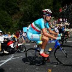 Vincenzo Nibali se hace fuerte en los Tres Valles Varesinos