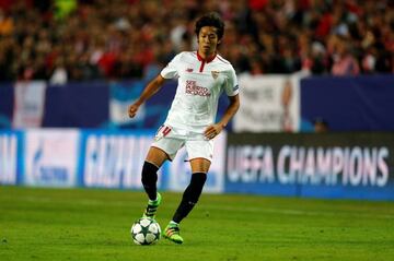 Kiyotake durante un partido de Champions con el Sevilla.