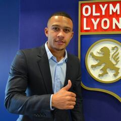 Mourinho vende a Depay al Lyon por 18,5 millones de euros