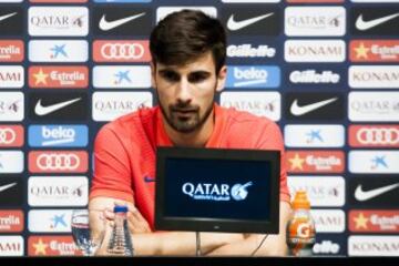 André Gomes, nuevo jugador del FC Barcelona en la rueda de prensa de presentación.