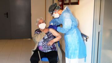 Archivo - Vacunación en residencias (Valencia)