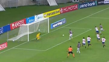 Esta atajada de Torgnascioli postula a las mejores en la historia del fútbol chileno: ¡locura en el Maracaná!