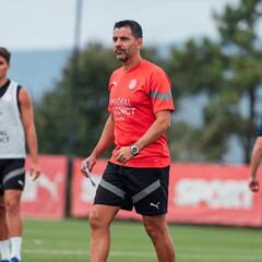 Míchel: “La Real Sociedad es un ejemplo para nosotros”