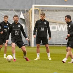 Adrián López: una carta a la desesperada en la recta final