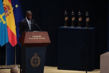 Eliud Kipchoge durante su discurso tras recibir el Premio Princesa de Asturias 2023 del deporte.