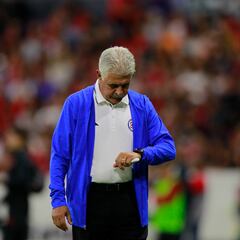 ¿Cuántas veces Cruz Azul ha iniciado con dos derrotas en los últimos 10 años?