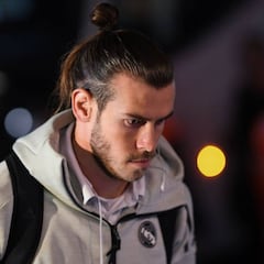 Bale: "Somos robots, nos dicen dónde estar, a qué hora comer..."