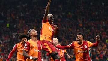 Galatasaray kicked off the first leg of their Round of 16 tie with Liverpool from Istanbul, and the fans paid tribute to Victor Osimhen and his family.