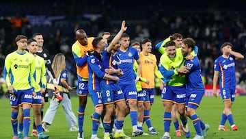 Del abismo al cielo en 74 días