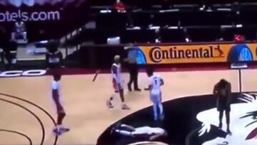 El trágico momento en el que Keyontae Johnson se desploma en pleno partido