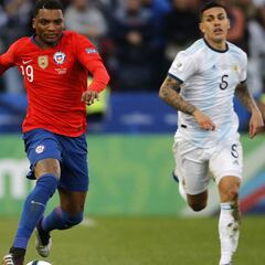 Junior Fernandes remece Turquía: los tres grandes se lo pelean y uno saca ventaja