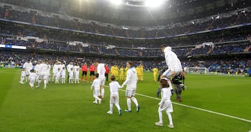 Salida al campo de los equipos.