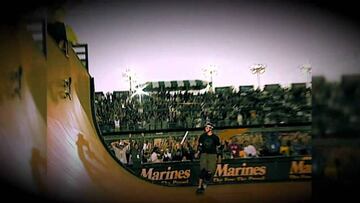 Tony Hawk después de planchar su primer 900 en los X-GAMES de 1999