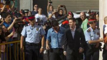 Leo Messi entrando al juzgado de Gavà