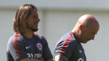 Sampaoli sella salida de Beccacece: "Racing o la U se llevarán un gran profesional"